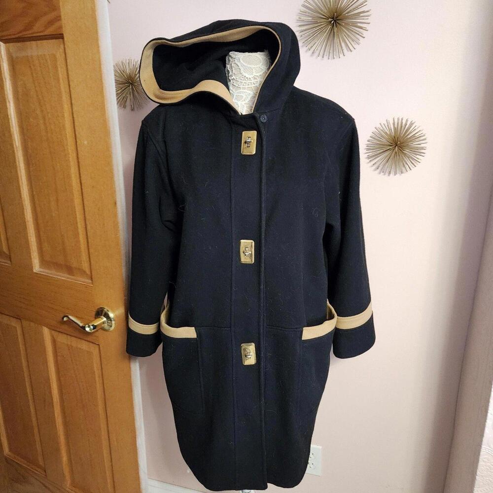 Loring Vintage wool coat black and tan See measurements